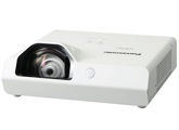 Videoprojector Panasonic PT-TX312A, Curta Distância, Xga, 3200lm, Lcd